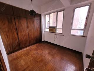 Wan Chai - Pao Woo Mansion 06
