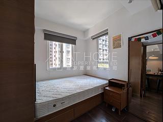 Sai Ying Pun - Fung Yu Building 04