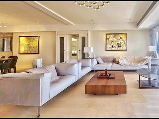 Mid Levels Central - Clovelly Court Block 1 02