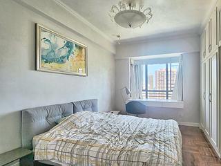 Mid Levels Central - Clovelly Court Block 1 07