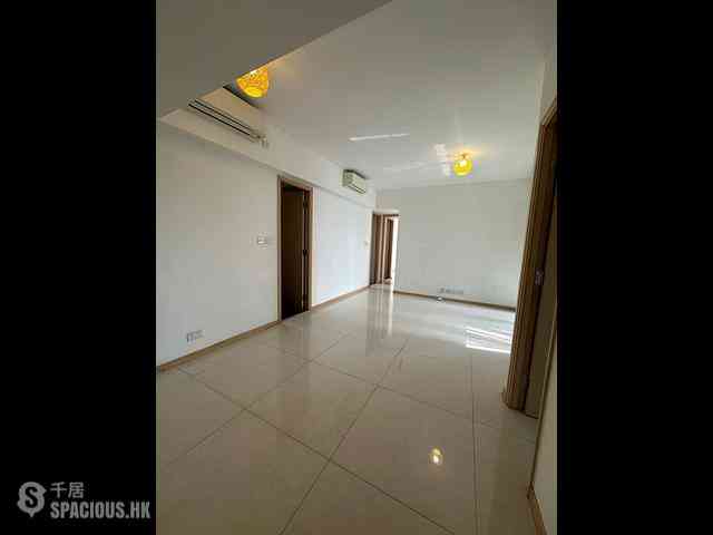 Tsuen Wan - Ocean Pride Phase 3 Block 7 02