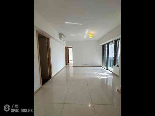 Tsuen Wan - Ocean Pride Phase 3 Block 7 04