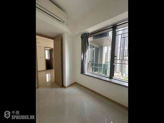 Tsuen Wan - Ocean Pride Phase 3 Block 7 06