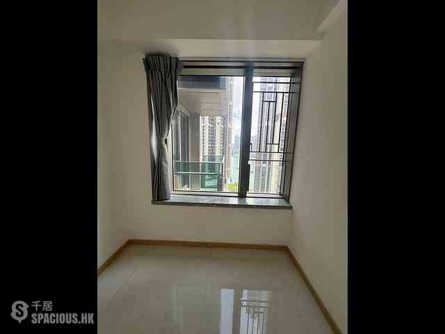 Tsuen Wan - Ocean Pride Phase 3 Block 7 07