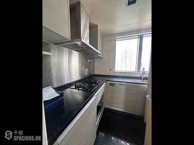 Tsuen Wan - Ocean Pride Phase 3 Block 7 10
