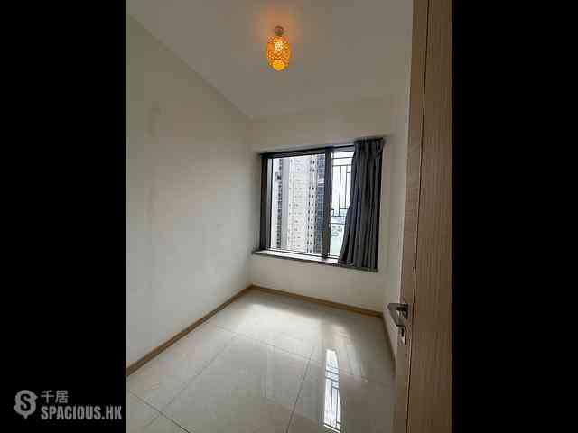 Tsuen Wan - Ocean Pride Phase 3 Block 7 13