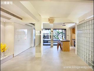 Mid Levels Central - Mountain View Court 05