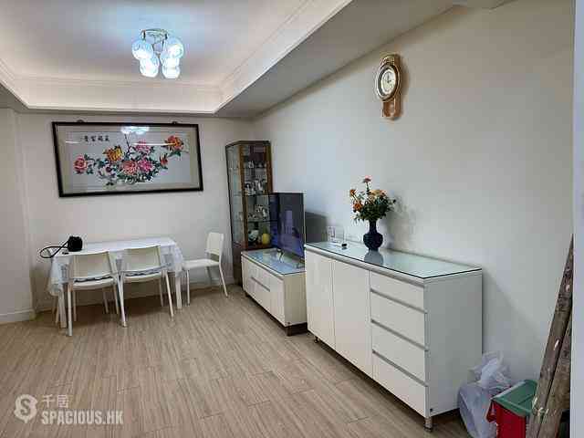 North Point - Kiu Kwan Mansion 02