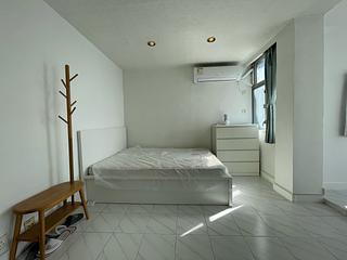 Shek Tong Tsui - Chester Court 02