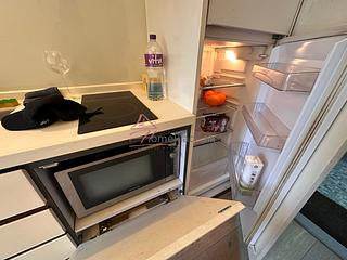 中环 - 荷李活道228-230号 03