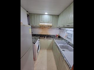 Sai Ying Pun - Yue Sun Mansion 06