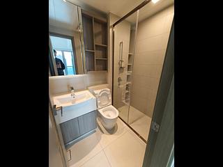 Tai Kok Tsui - L・Living 23 04