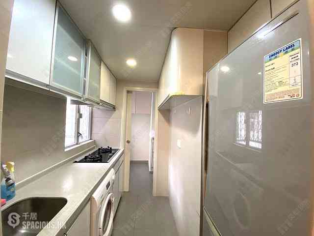Wan Chai - Phoenix Court Block 4 09