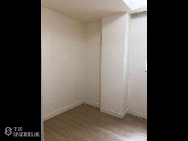 North Point - Kiu Kwan Mansion Block B 07