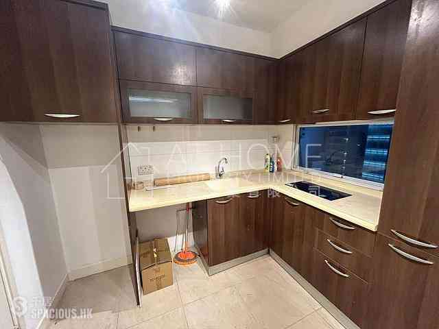 Central - Hung Kei Mansion 06