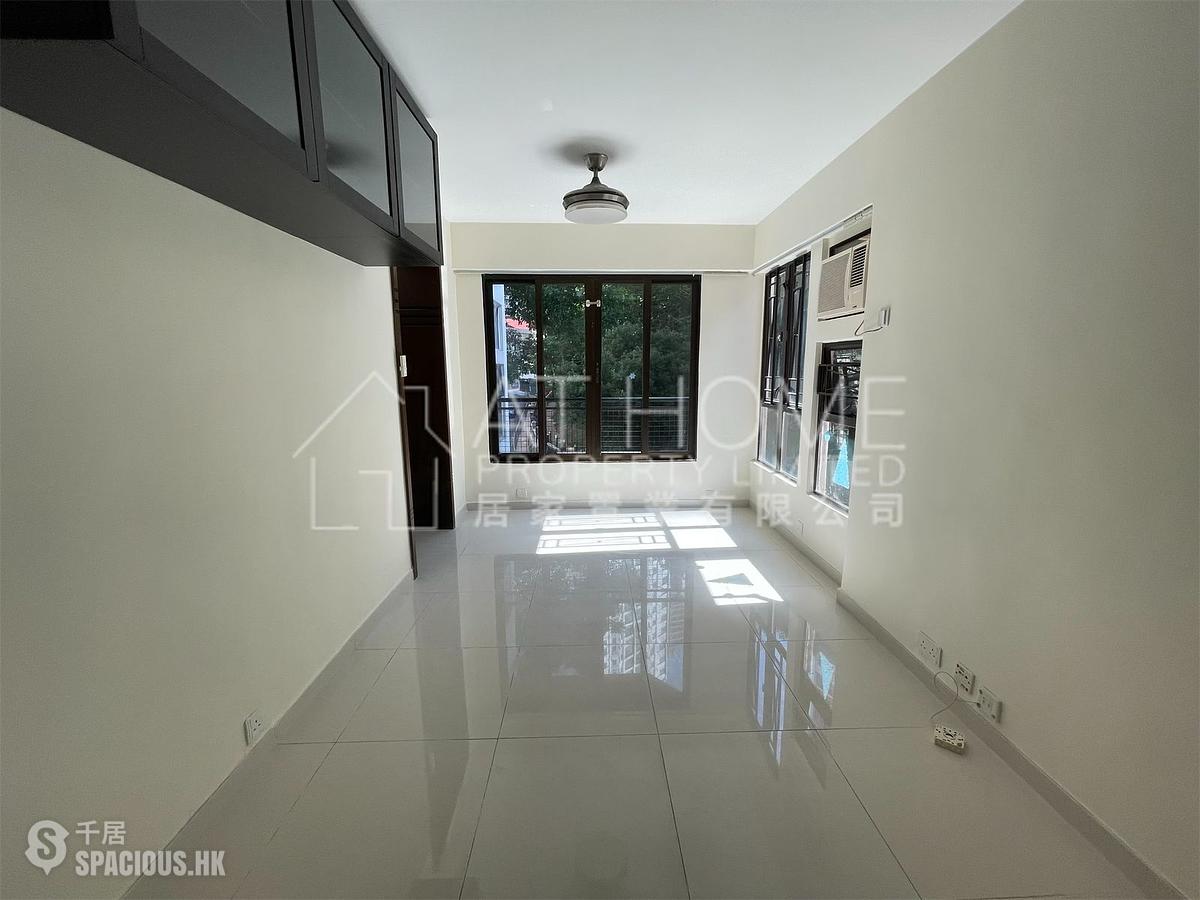 Sai Ying Pun - Smiling Court 01