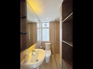 Sai Ying Pun - Golden Phoenix Court 05