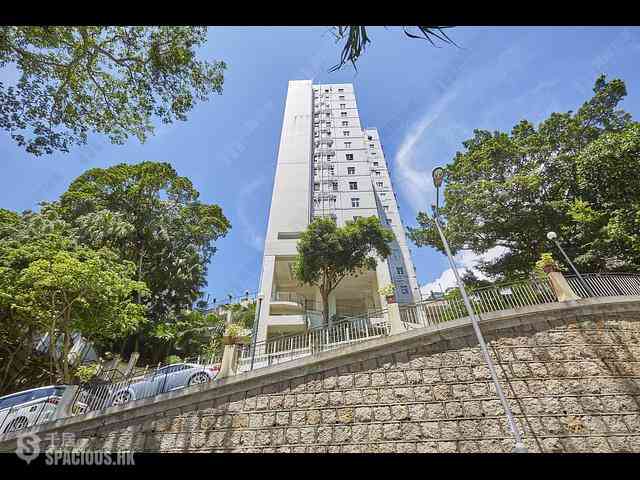 Pok Fu Lam - La Clare Mansion 01