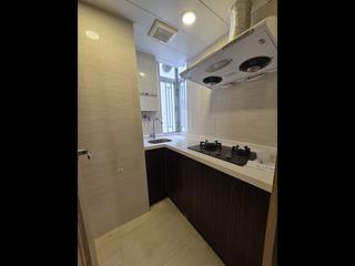 Wan Chai - Causeway Centre Block B 09