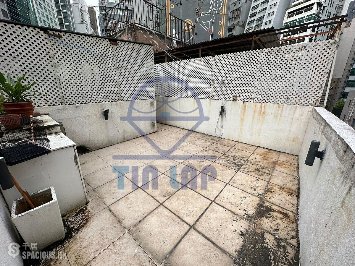 Sheung Wan - 15-17, Mercer Street 01