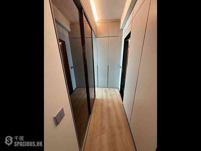 Hung Hom - Royal Peninsula Block 2 15