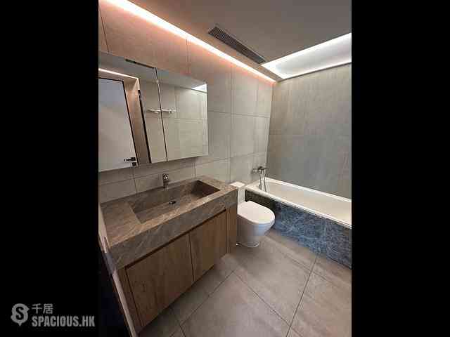 Hung Hom - Royal Peninsula Block 2 18