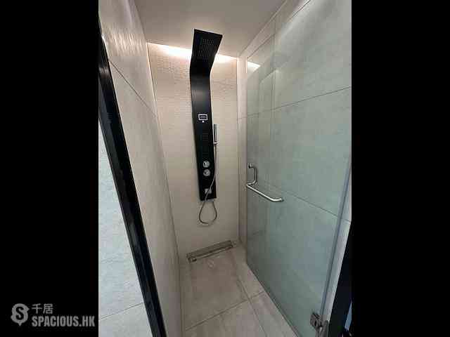 Hung Hom - Royal Peninsula Block 2 20