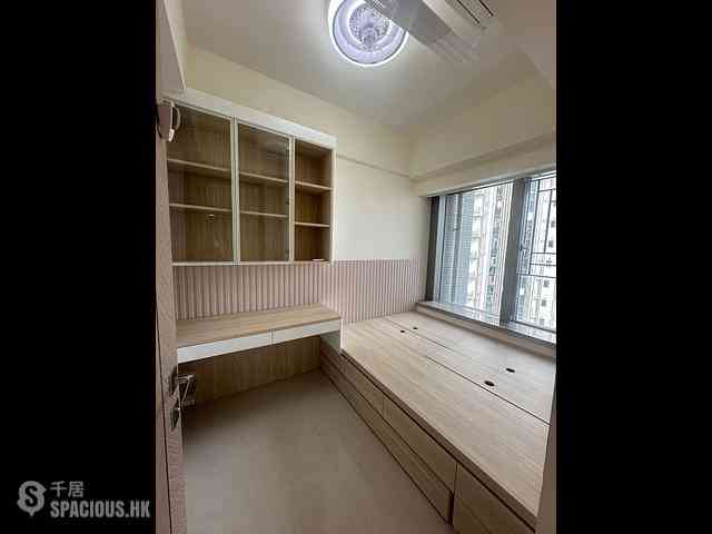 Tsuen Wan - Ocean Pride Phase 3A Ocean Supreme Block 2B 04