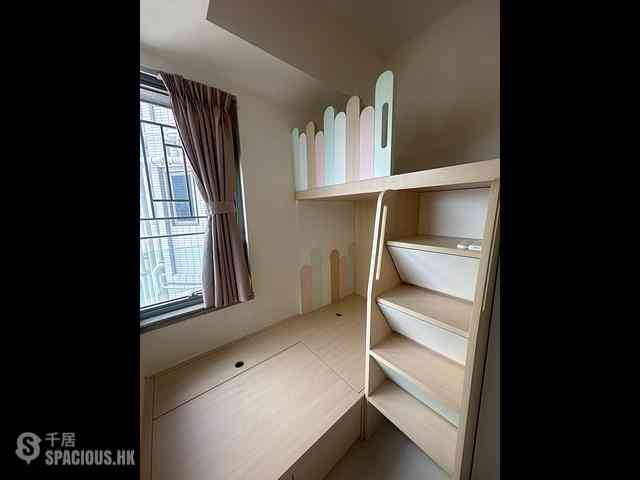 Tsuen Wan - Ocean Pride Phase 3A Ocean Supreme Block 2B 09