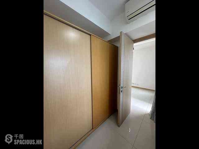 Tsuen Wan - Ocean Pride Phase 3 Block 10 07
