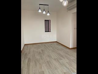 Fortress Hill - Le Sommet Block 2 02