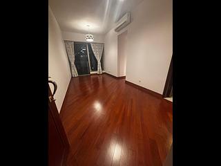 Wan Chai - The Avenue Phase 1 Block 5 06