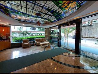Wan Chai - Royal Court 15