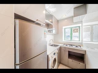Mid Levels East - Monmouth Place 12