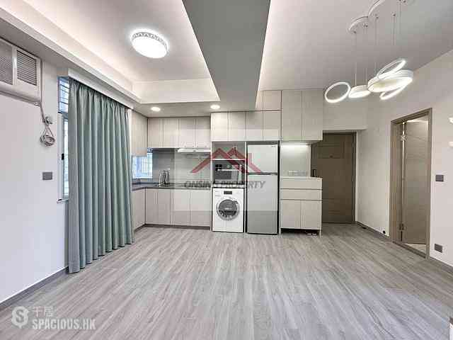Mid Levels Central - Woodland Court 01