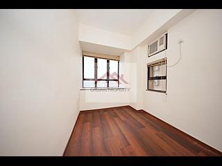 Mid Levels Central - Robinson Heights 06