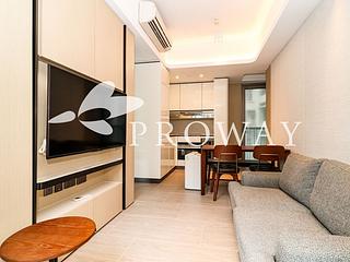 Mid Levels Central - Townplace Soho 05