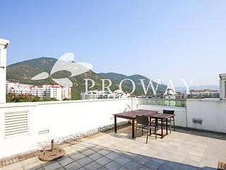 Chung Hom Kok - 33, Cape Road 03