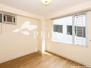 Wan Chai - Phoenix Court 07