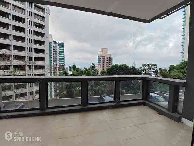 Mid Levels Central - Rose Gardens 01