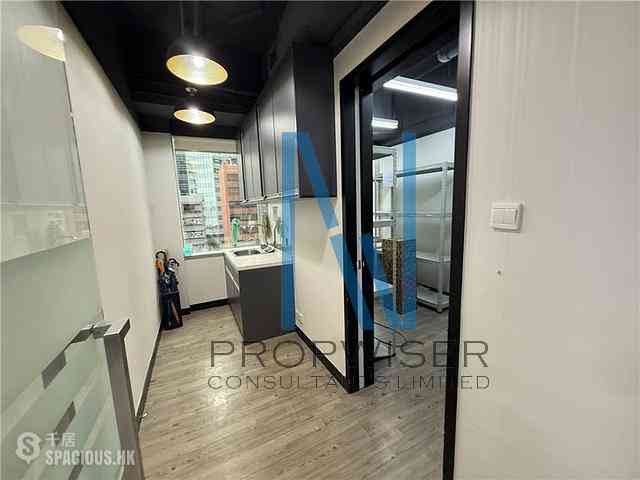Sheung Wan - 181 Queen's Road Central 08