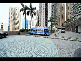 Mid Levels Central - The Grand Panorama 11