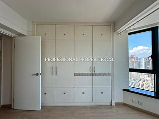 Mid Levels West - 80 Robinson Road 11