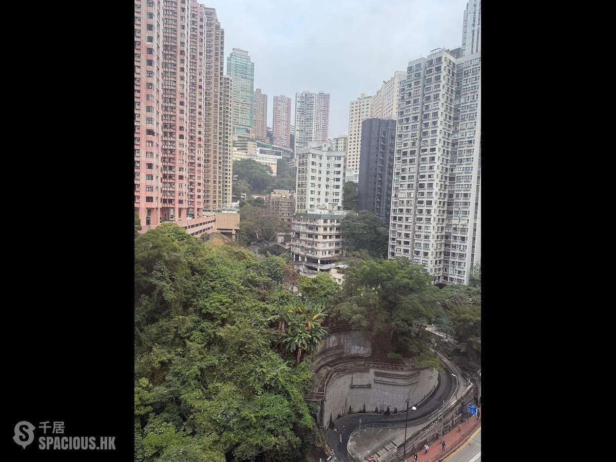 Fortress Hill - Yuet Ming Building 01