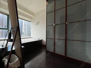 Kennedy Town - University Heights 07
