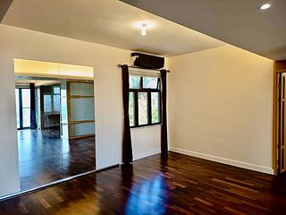 The Peak - Villa Verde Block D 05
