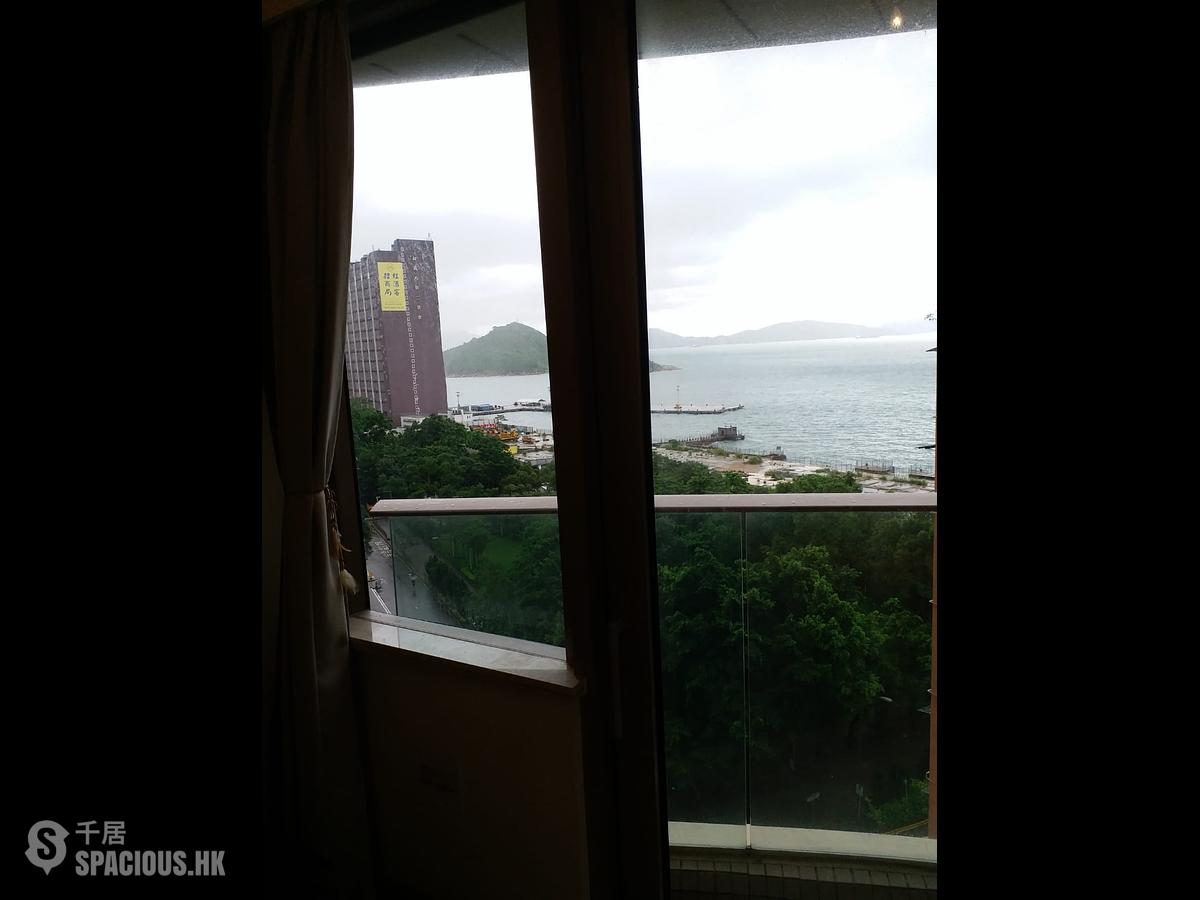 Kennedy Town - Cadogan 01