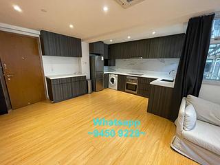 Sheung Wan - Yu Hing Mansion 03