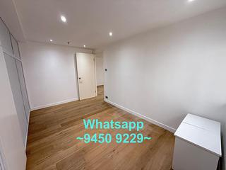 Sheung Wan - 188-190 Wing Lok Street 09