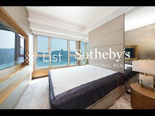 West Kowloon - The Harbourside 18